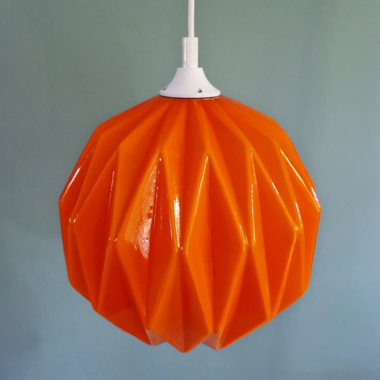 Vintage suspension in orange opaline, 1970