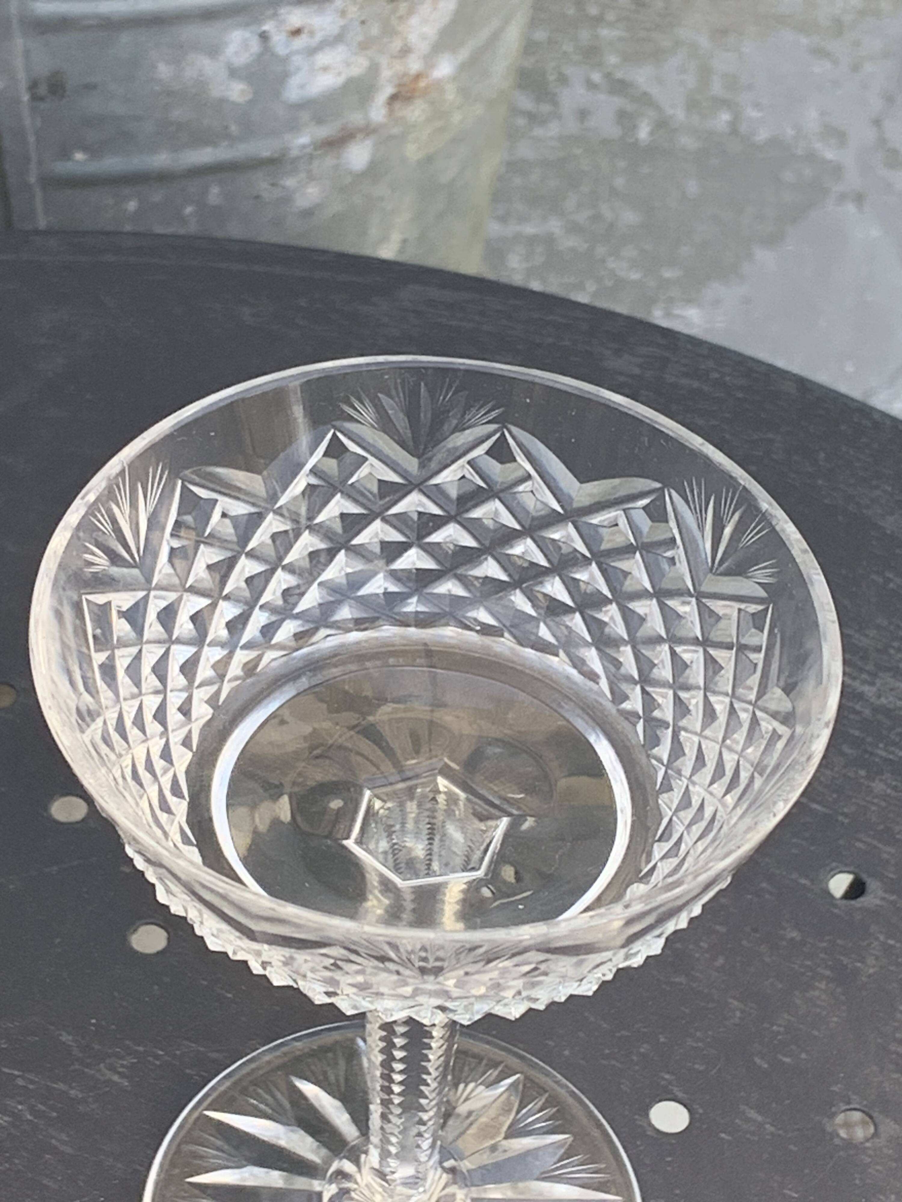 6 champagne glasses in glass and transparent crystal, antique chiseled