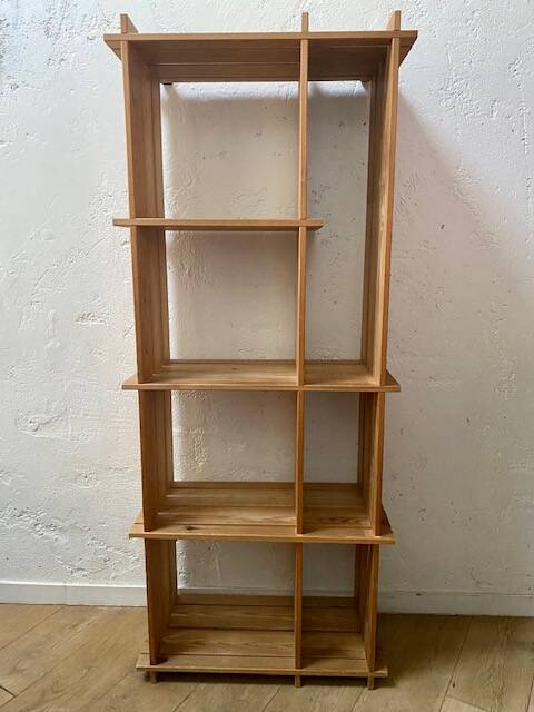 Regain homemade pine bookcase shelf