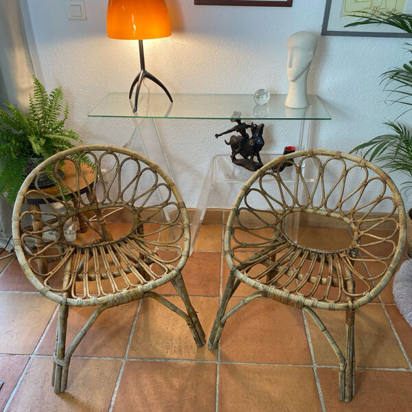 Deux fauteuils coquille en rotin, années 60