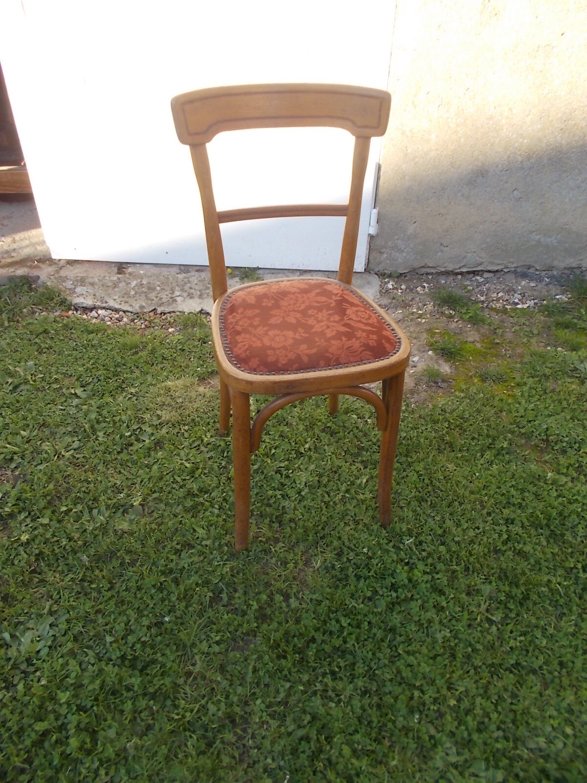 Bistro chair