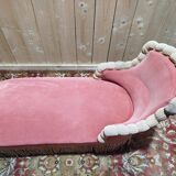 Napoleon III period pink velvet meridian.