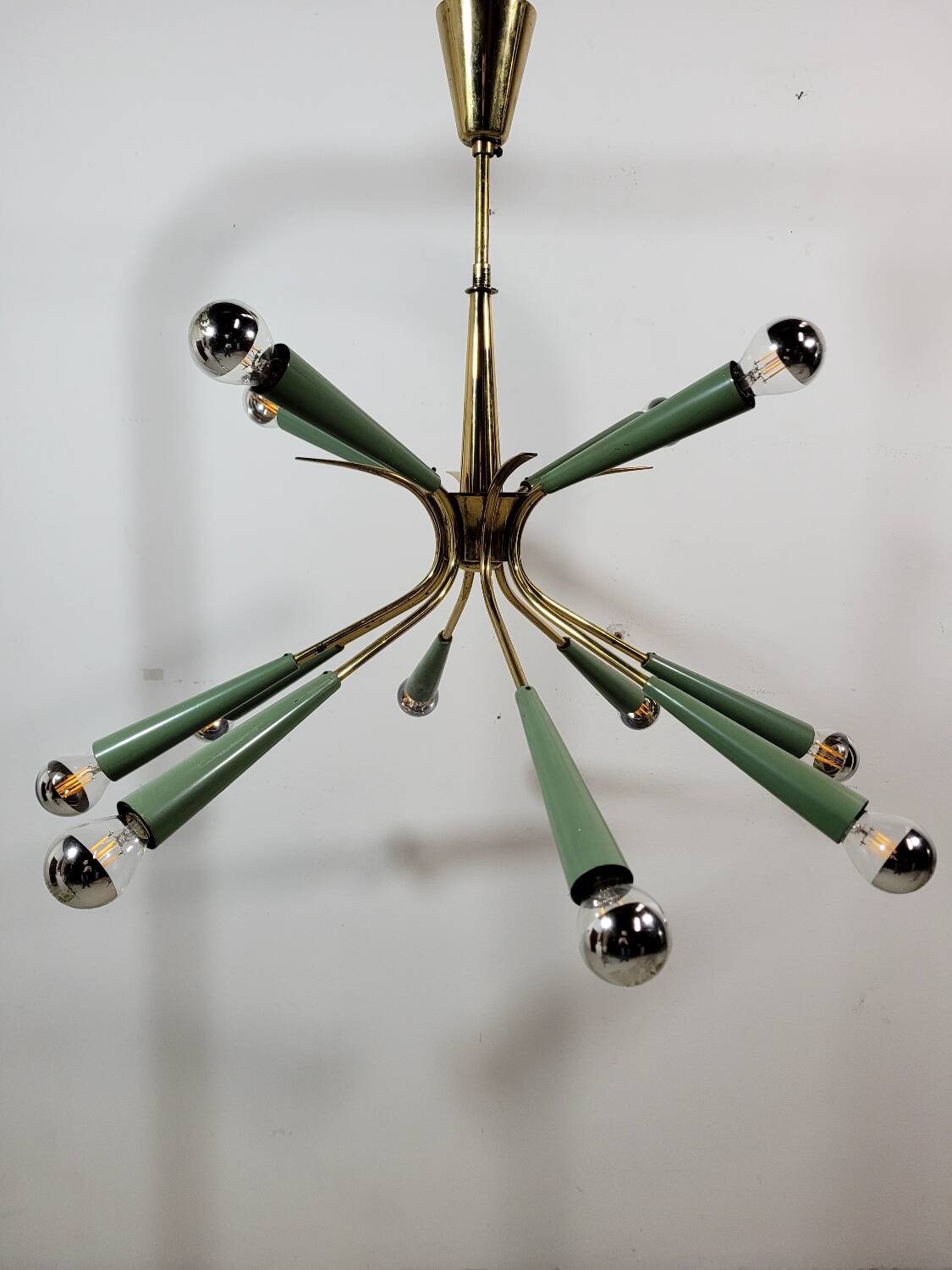 Vintage Sputnik chandelier or suspension in Stilnovo brass