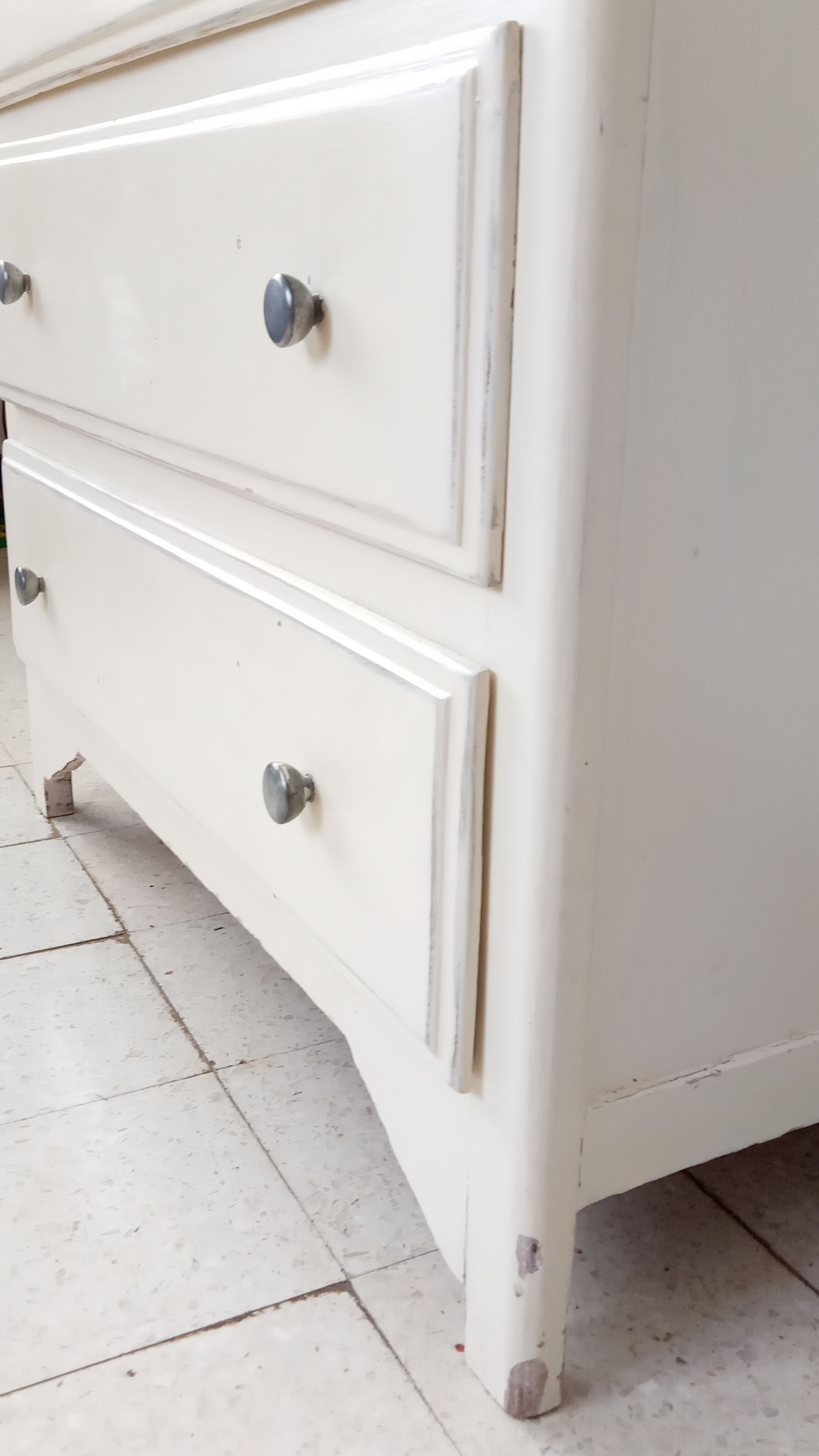 White chest of drawers 50s