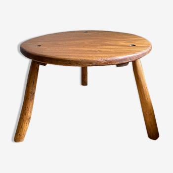 Table ronde en bois brutaliste