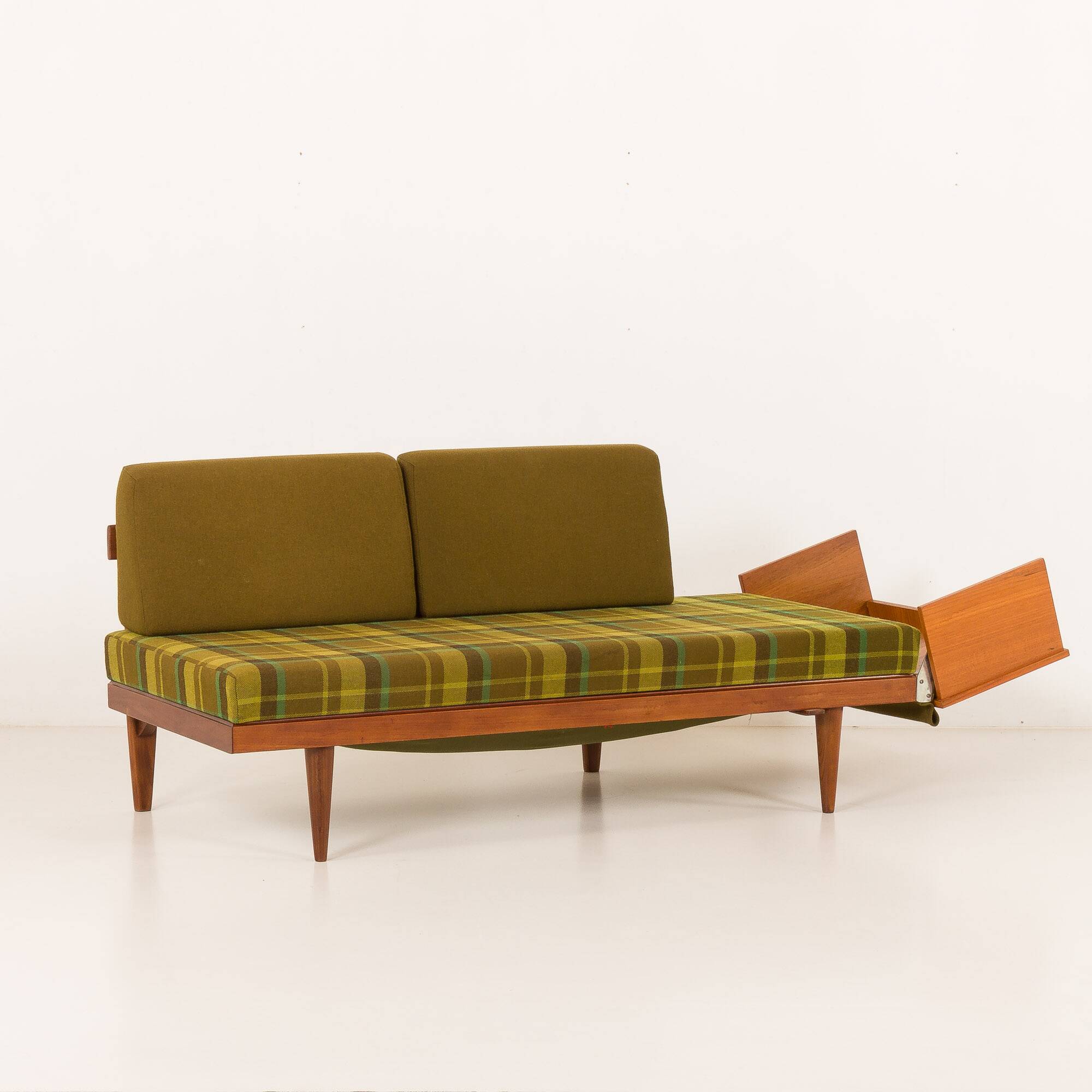 Scandinavian Svane daybed by Igmar Relling, Norway, 1970s
