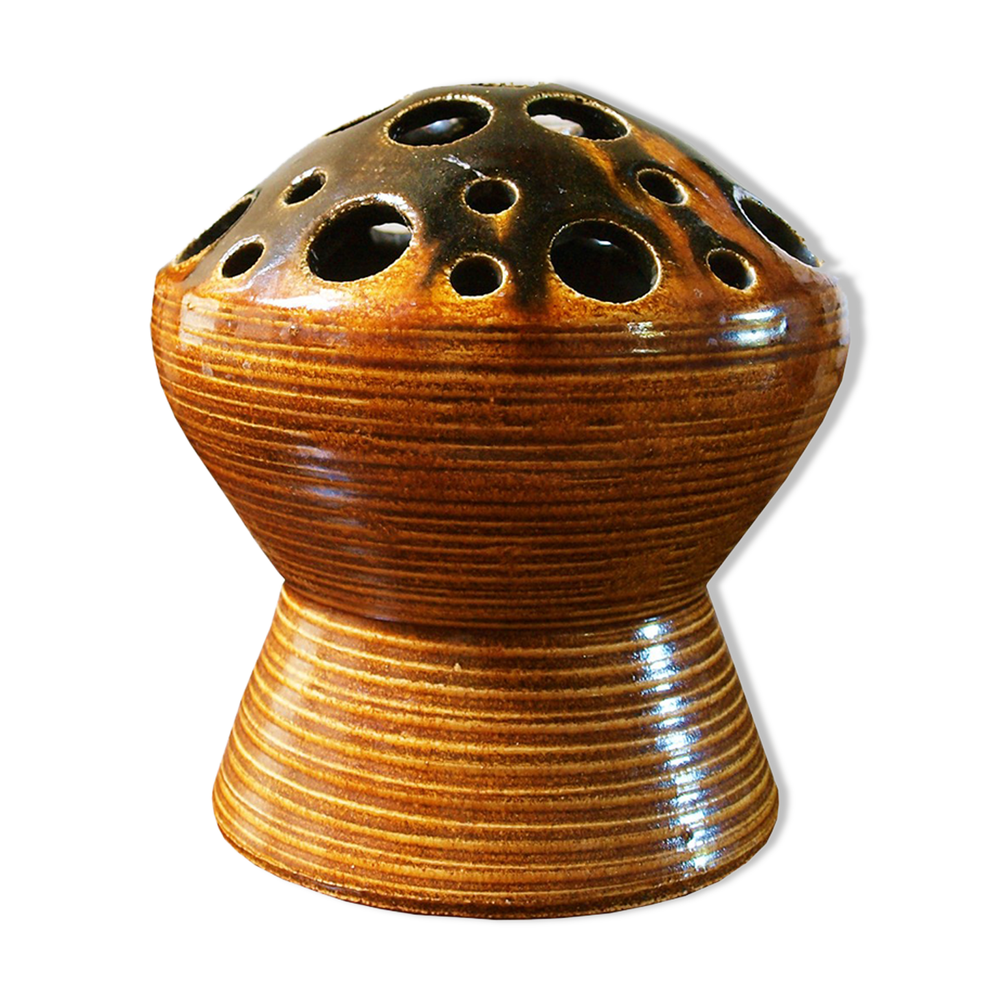 Ceramic flower-picnic vase of the potters of Accolay