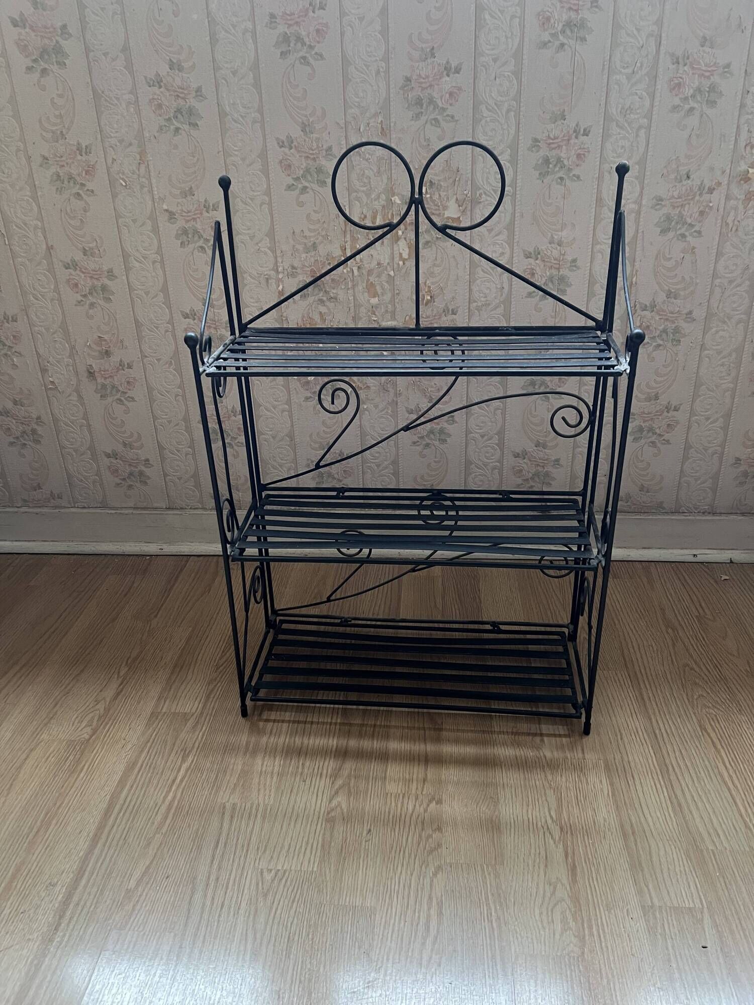 Boho shelf in wrought iron