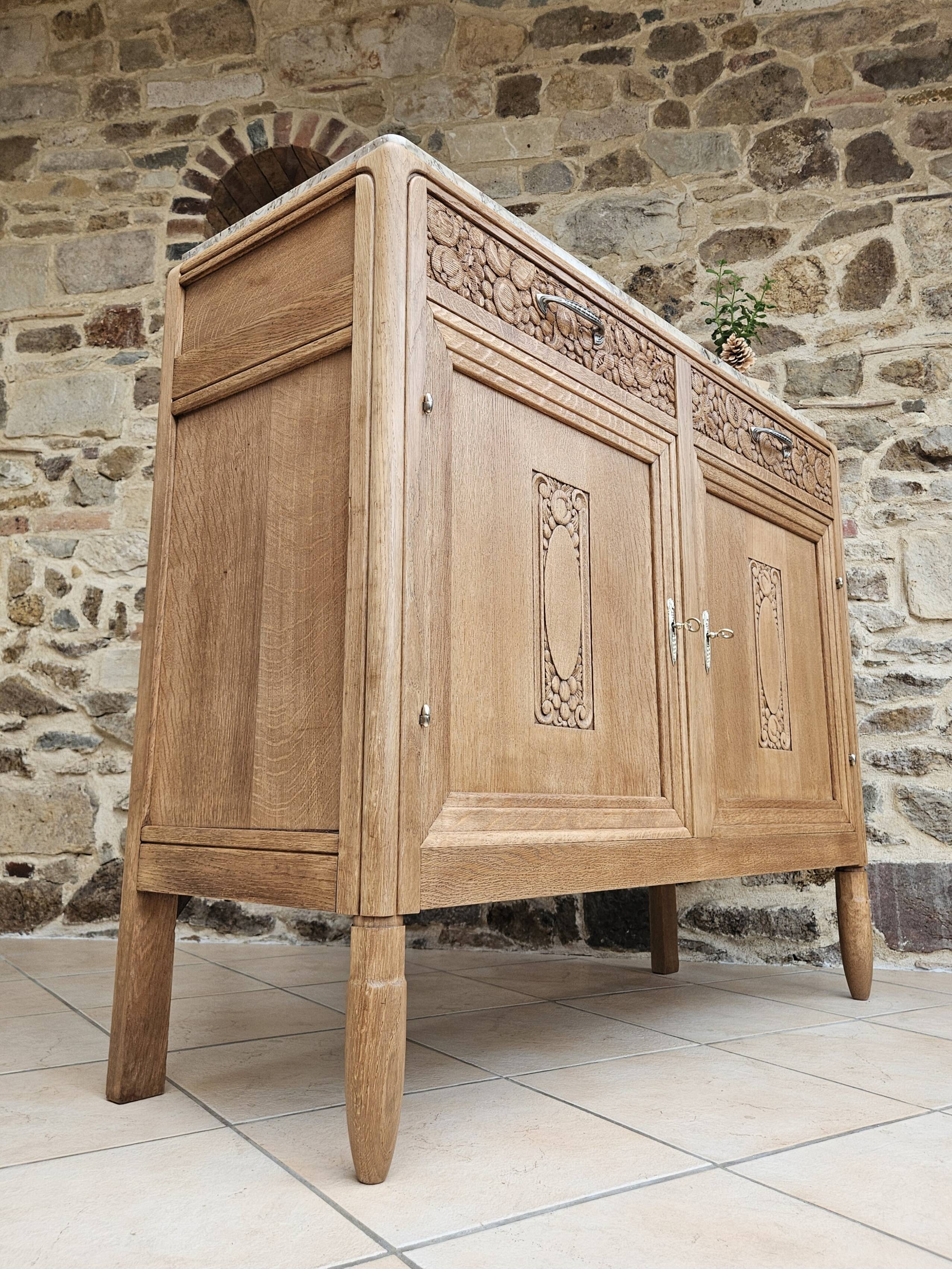 Buffet parisien art déco