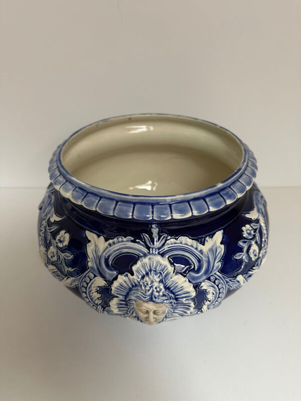 Vase - Cache pot en faïence baroque de Saint Clément, XIX eme