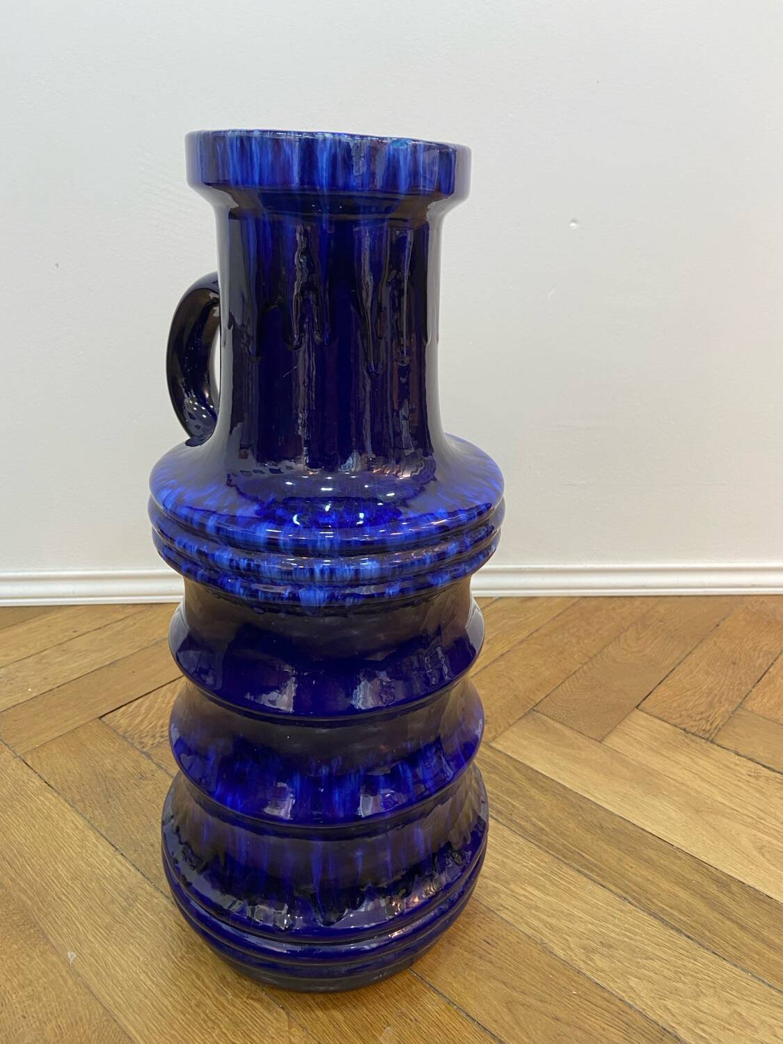 Grand vase par West Germany bleu profond