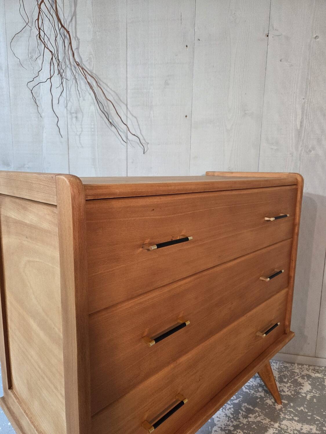 Vintage chest of drawers