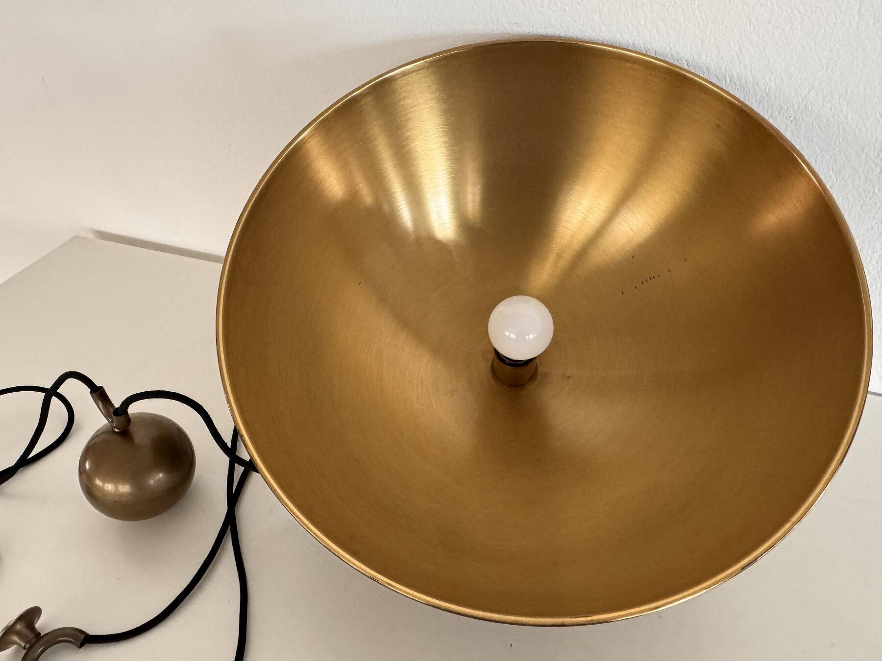 Suspension à contrepoids en laiton vintage Florian Schulz