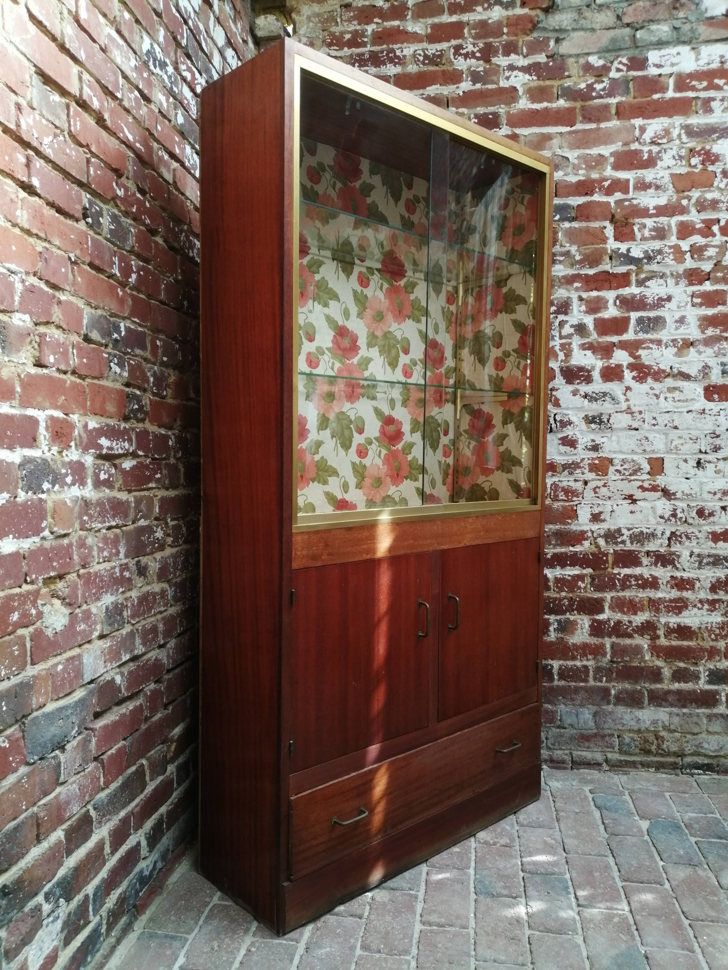 Vintage showcase 50s