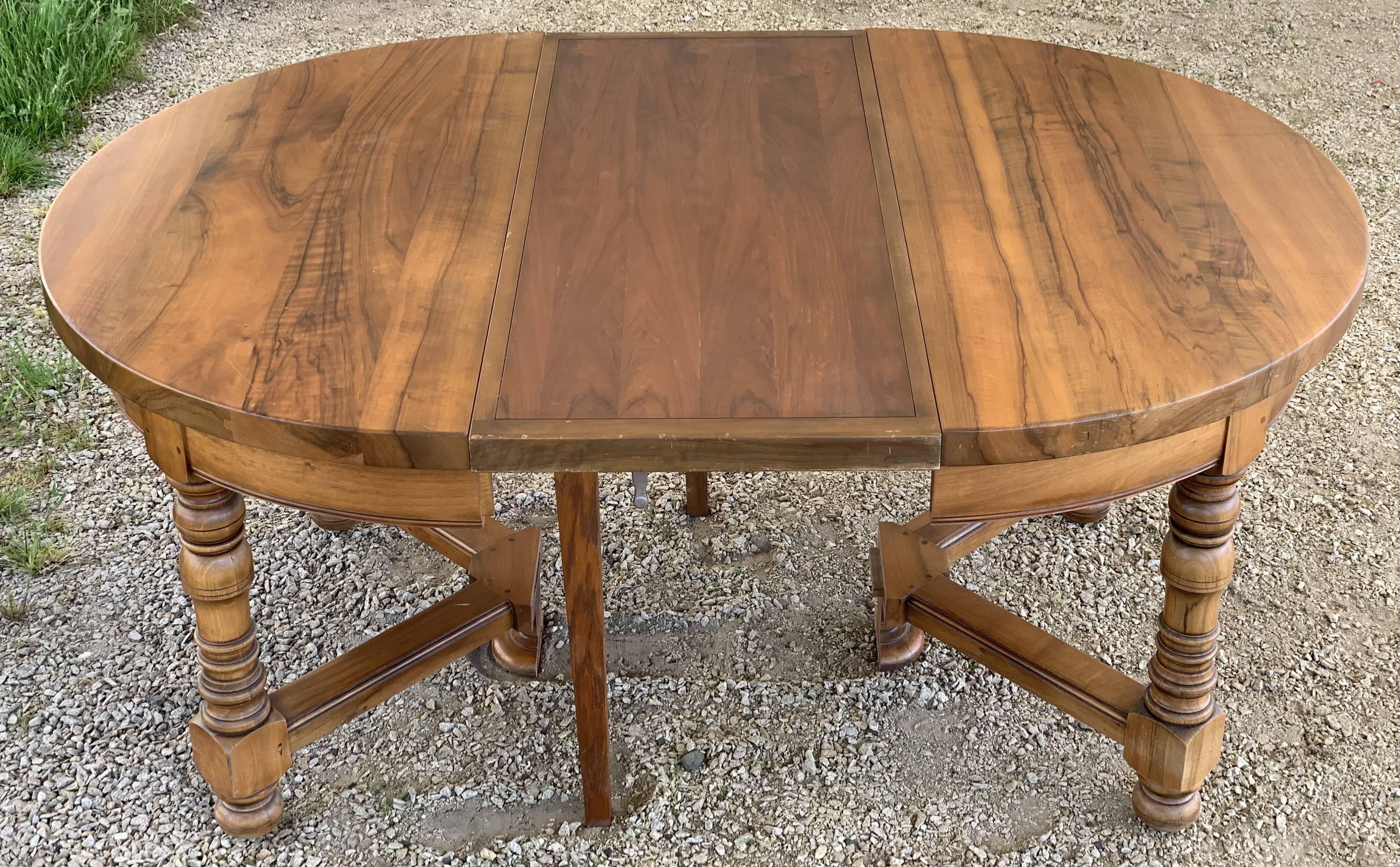Walnut Round Table