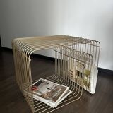 AYTM curva design metal magazine rack