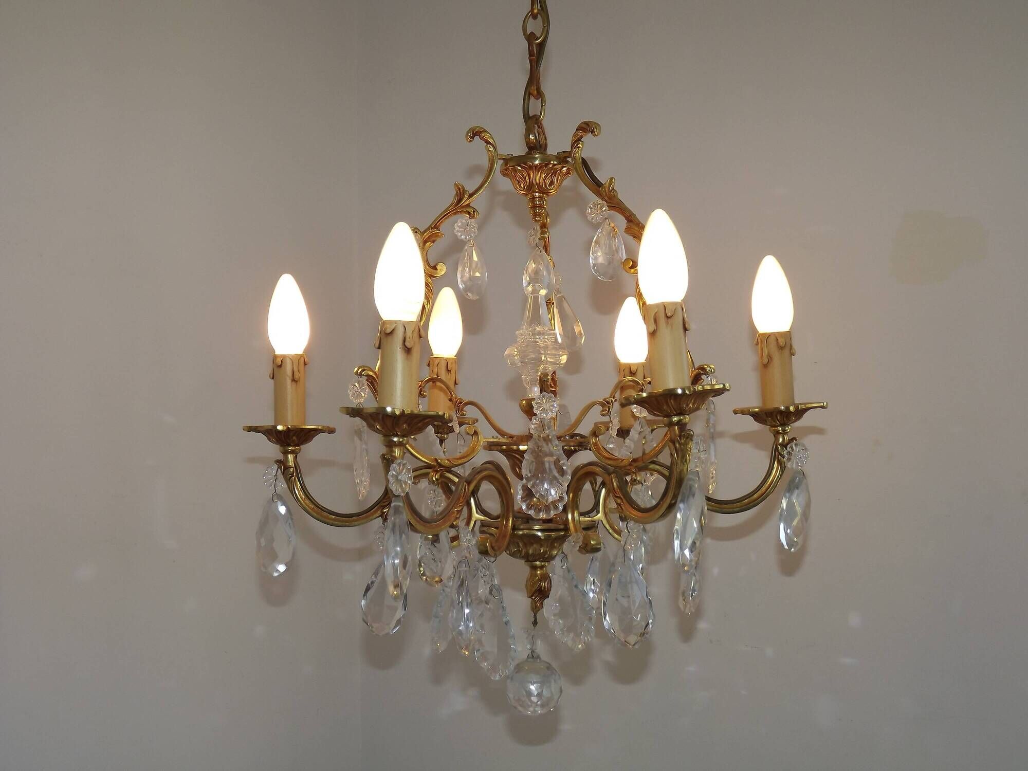 Mid Century Louis XV style cage chandelier - 6 arms - Brass and Crystal