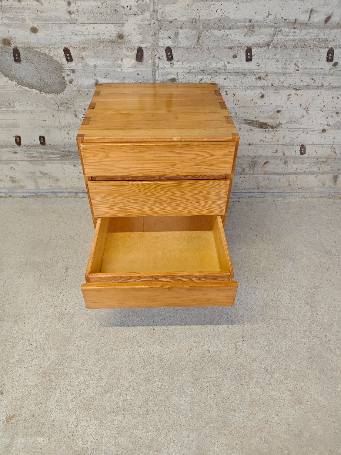 Household commode Regain