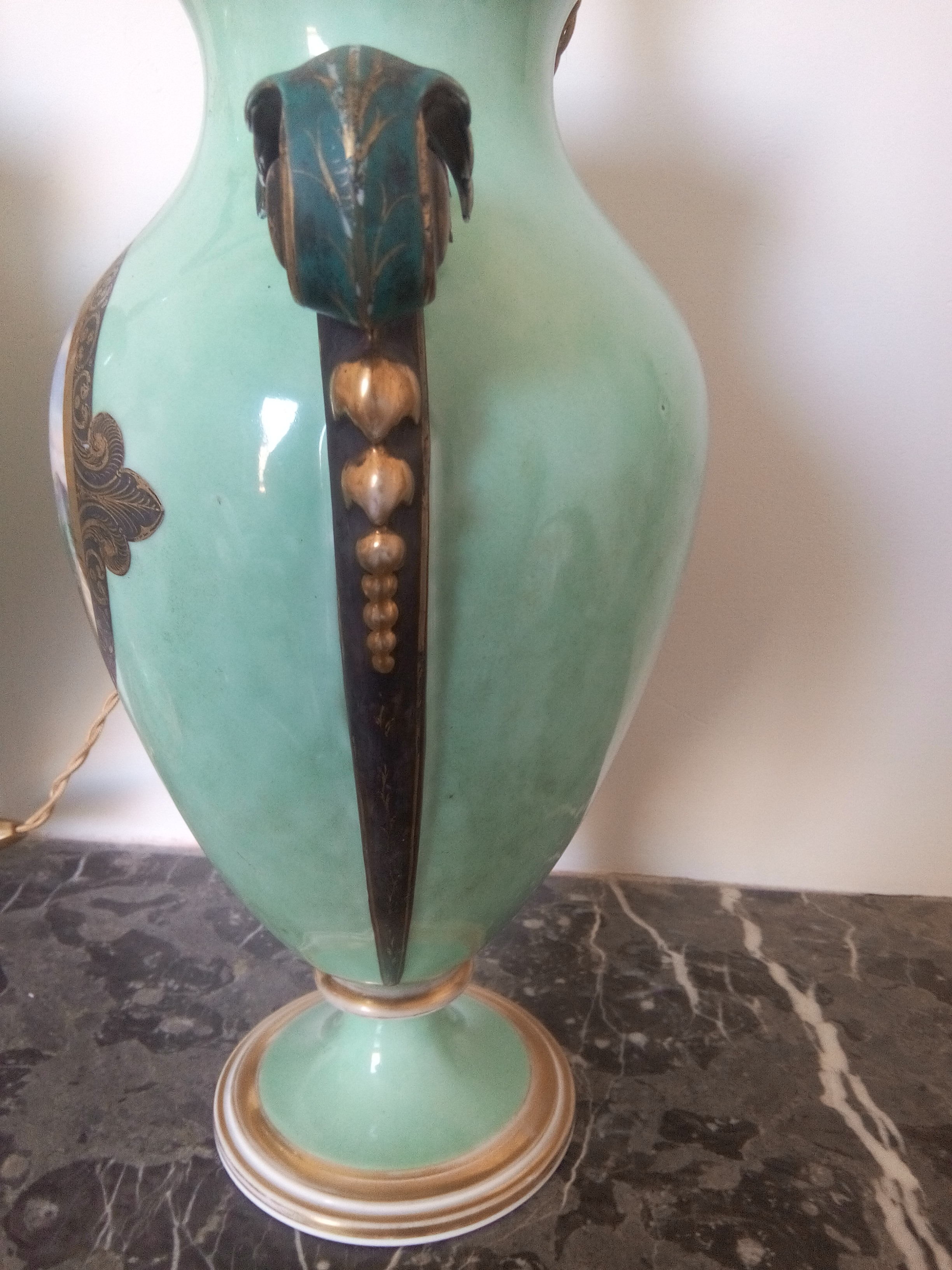 Pair of legs of porcelain lamps from Paris