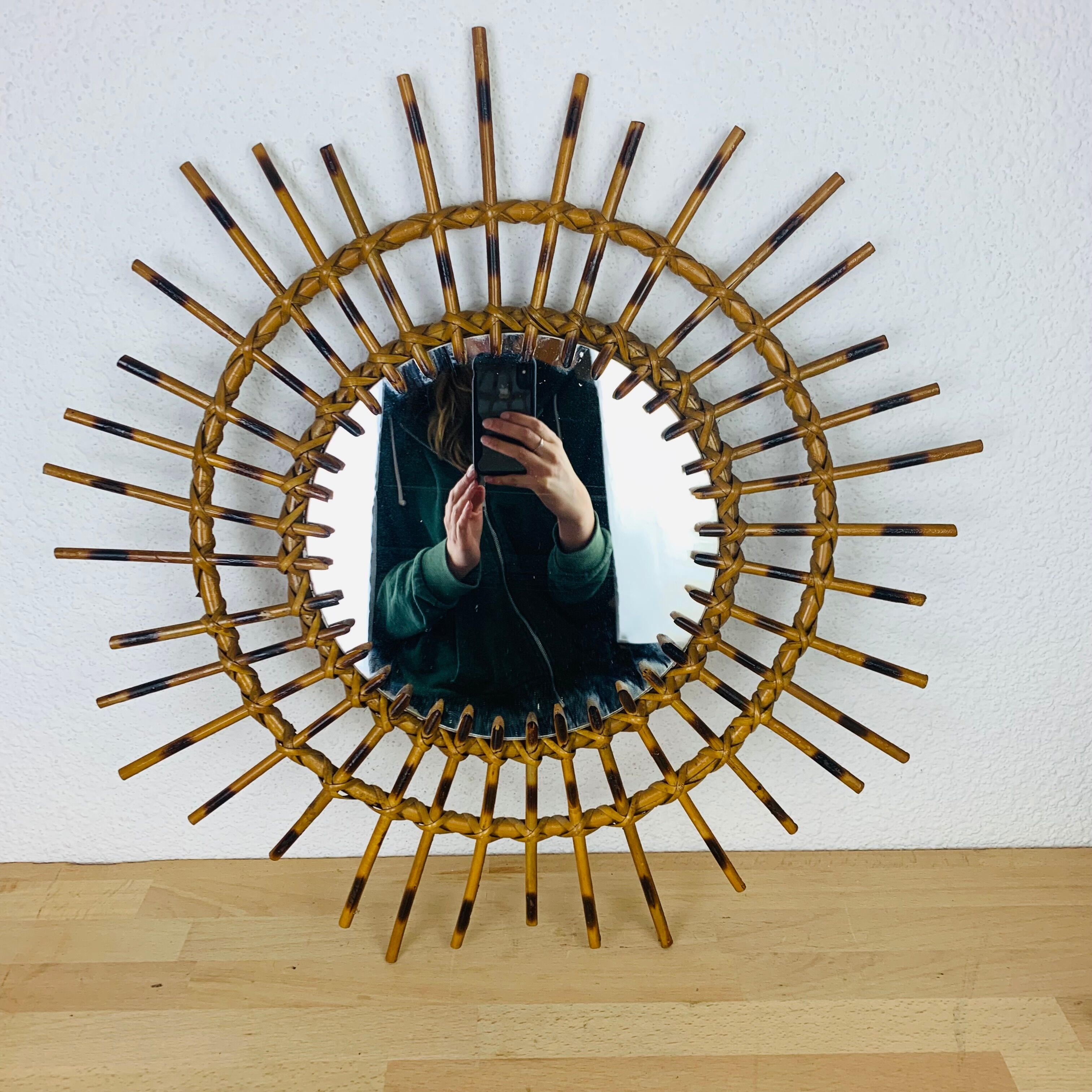 Rattan sun mirror 56 cm