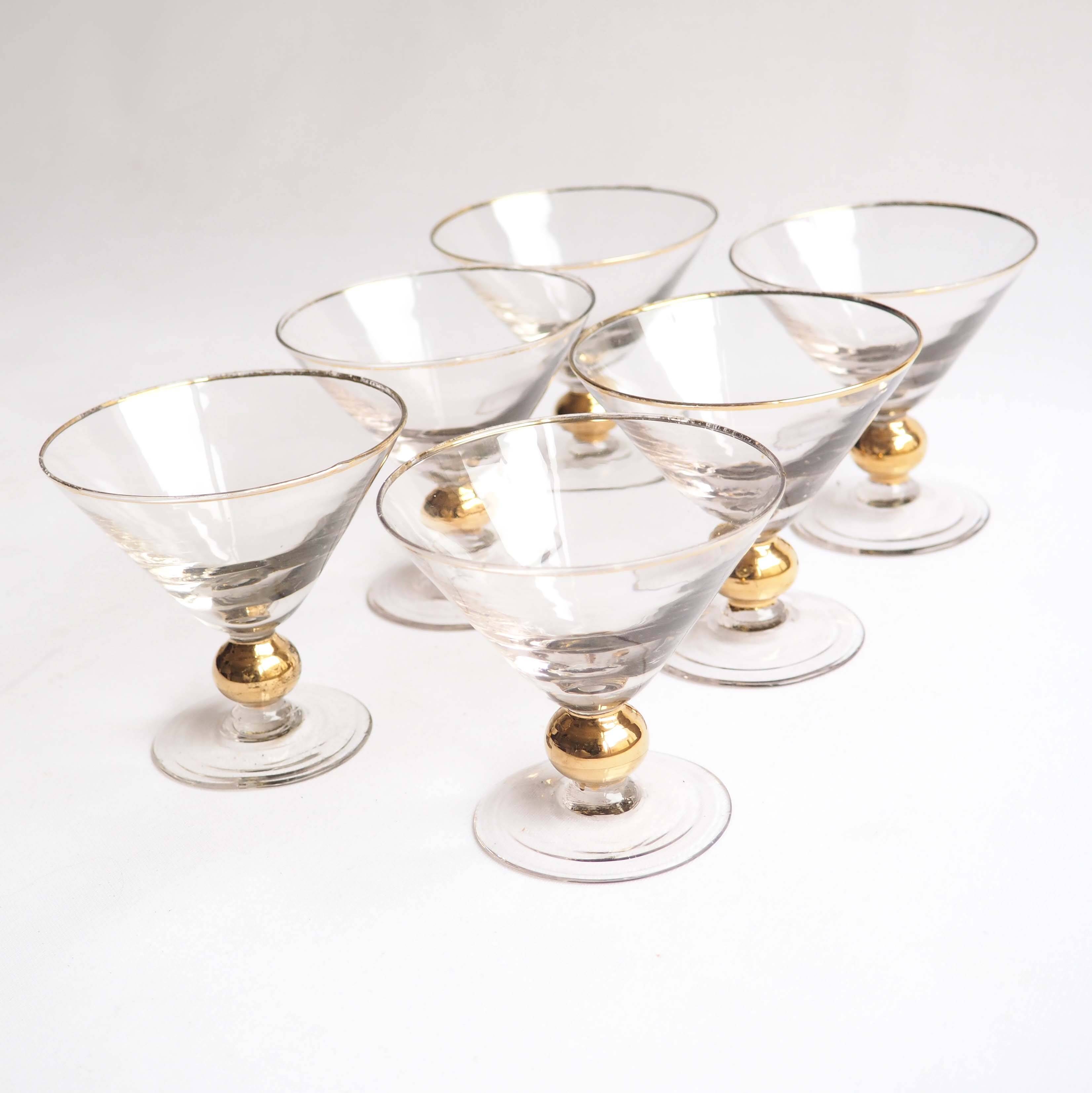 Série de 6 coupes à champagne cerclée or