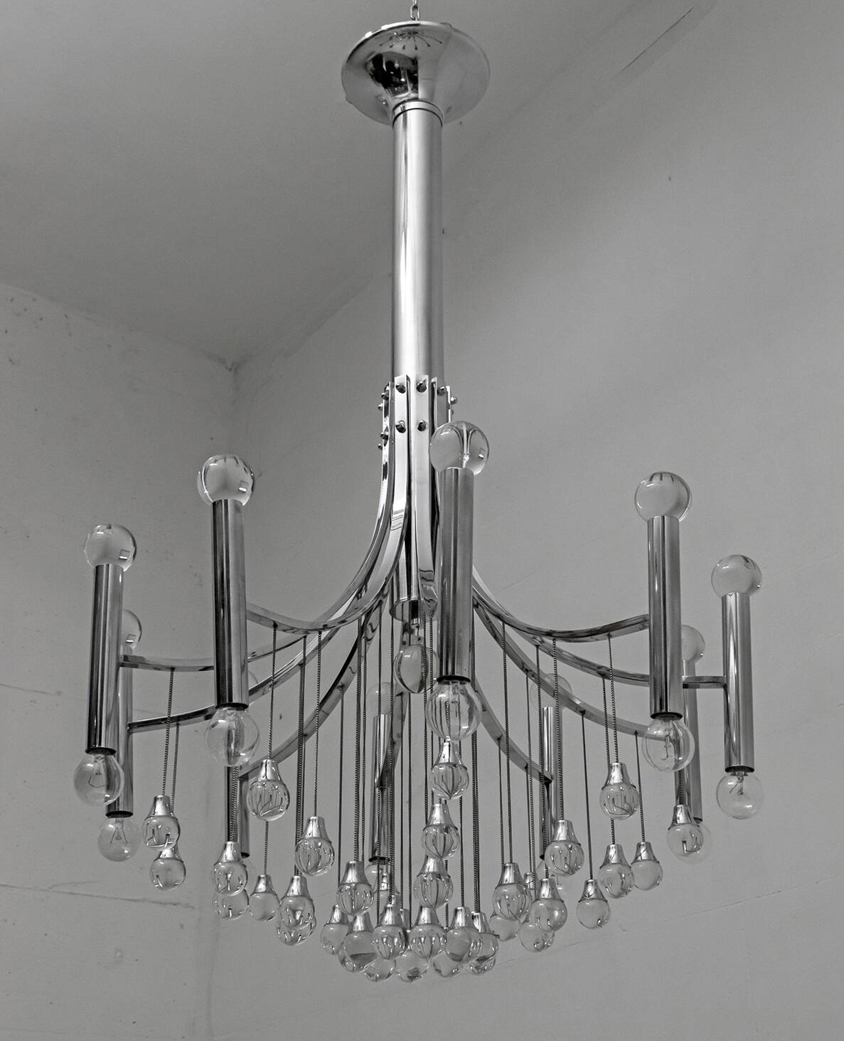 Mid-Century Modern Italian Chrome and Glass Chandelier, 1970