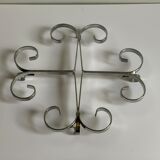 Metal trivets