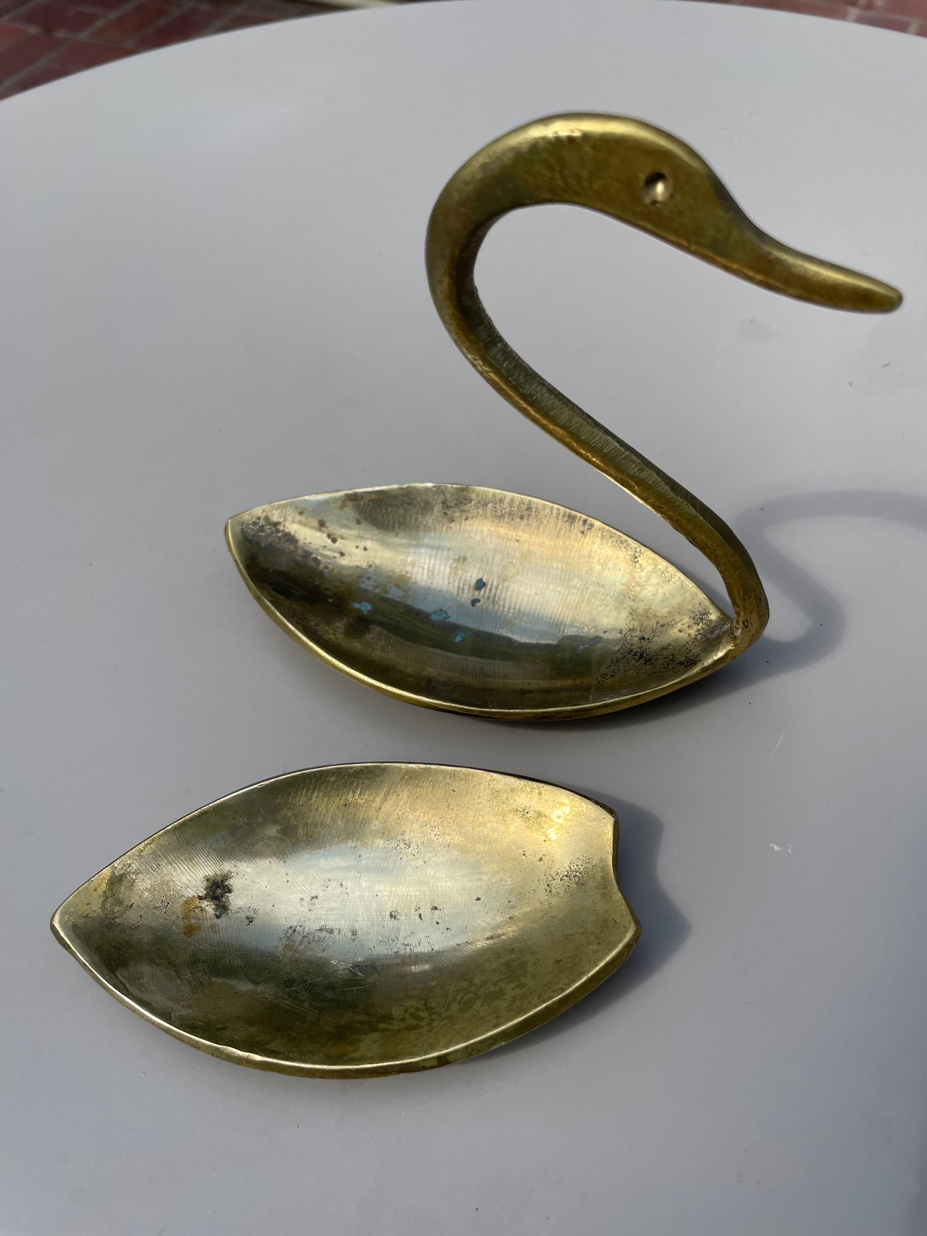 Empty pocket in the shape of a swan Brass Vintage Year 60