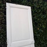 Communication door H220xW80.5cm, old panelled with moulding.
