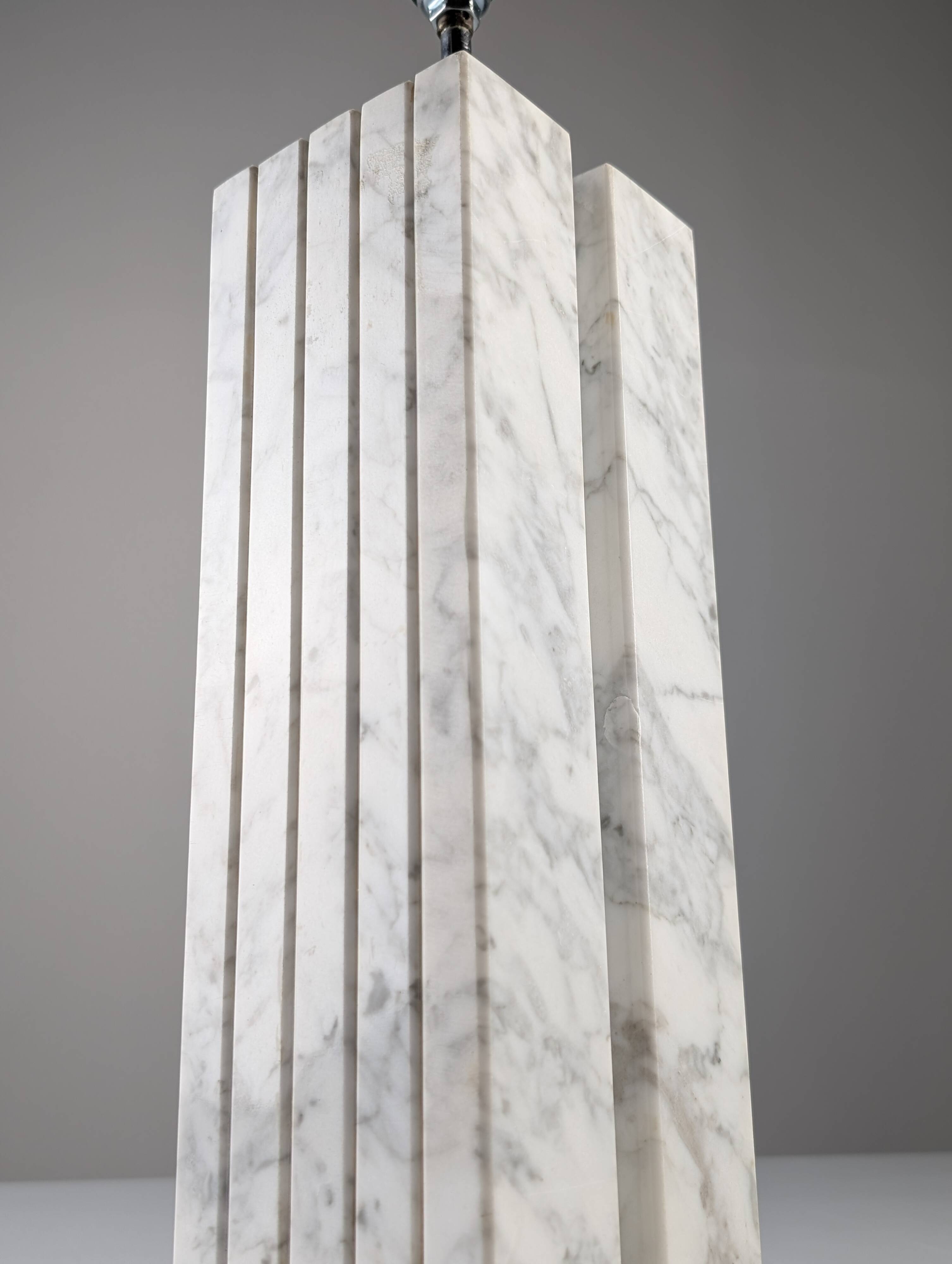 Carrara marble Art Deco lamp base 1940s
