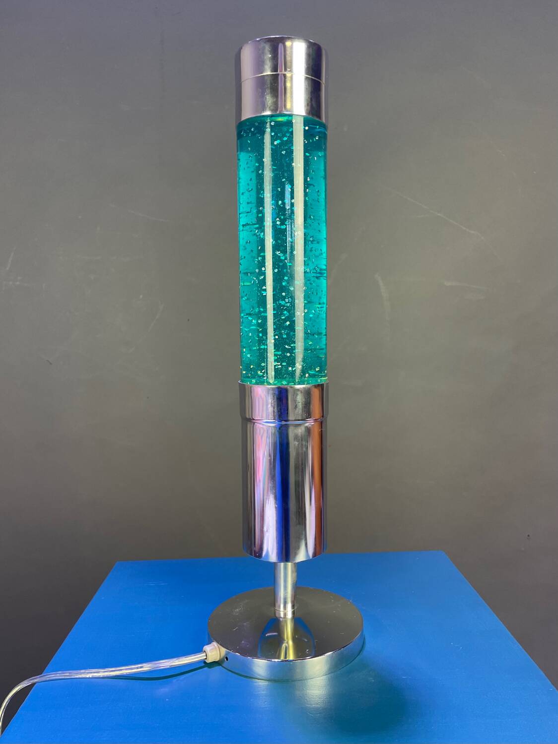 Crestworth Cosmos Glitter Lamp