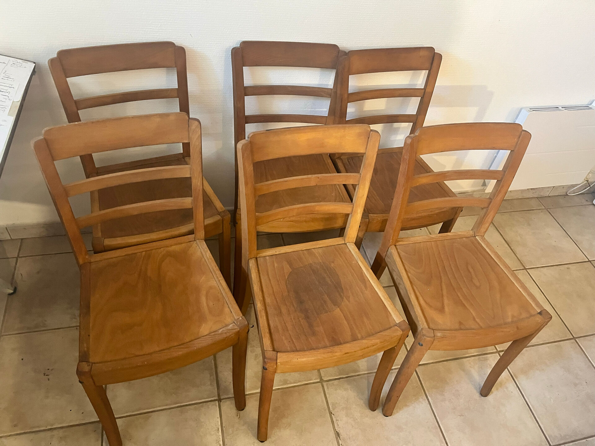 Set of 6 vintage wooden chairs — Monobloc licence assem