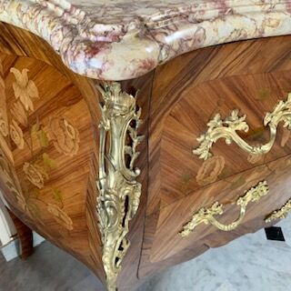 Louis XV style chest of drawers
