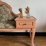 Gustave telephone cabinet