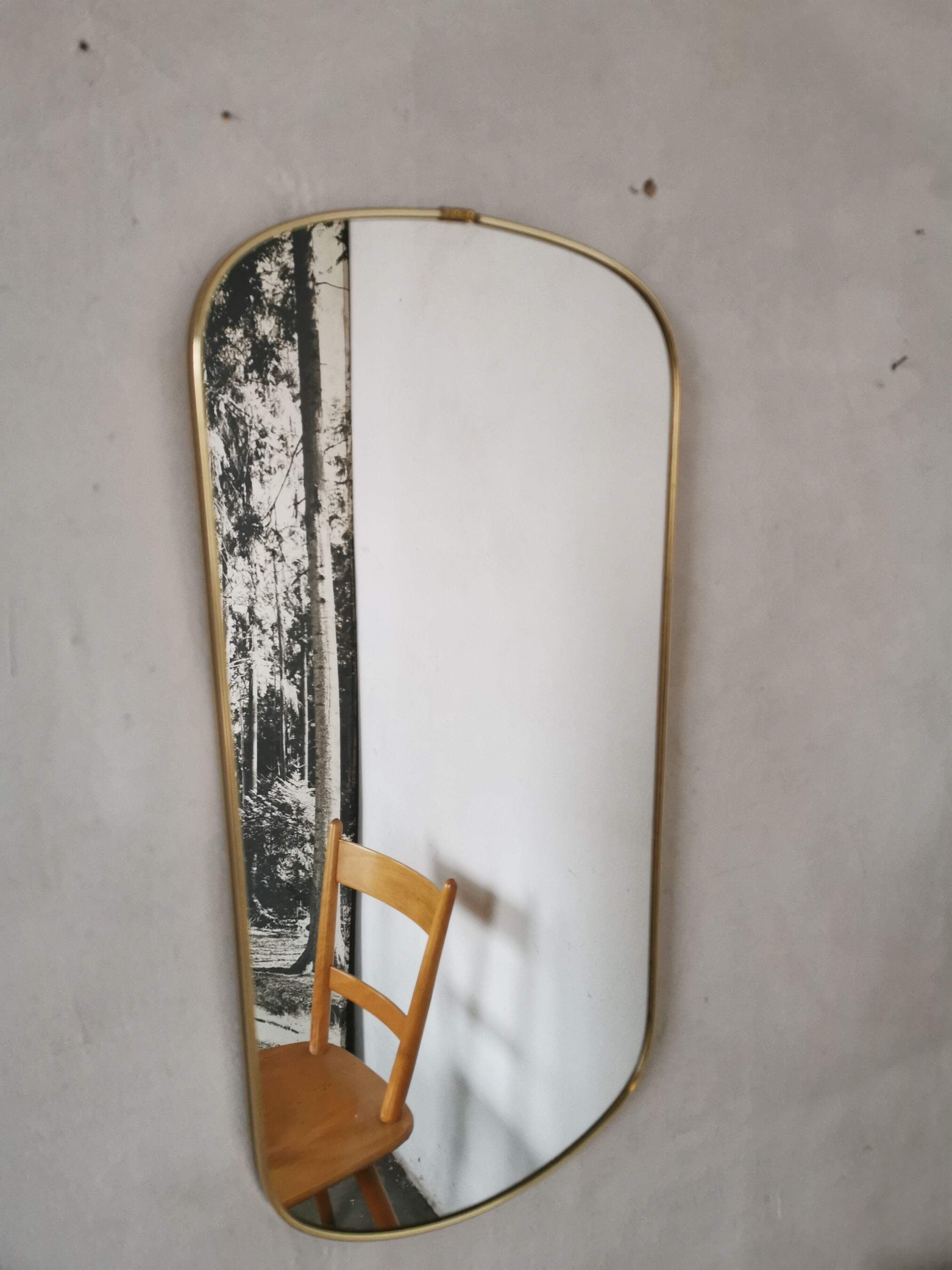 Miroir bord doré, forme libre vintage 1970