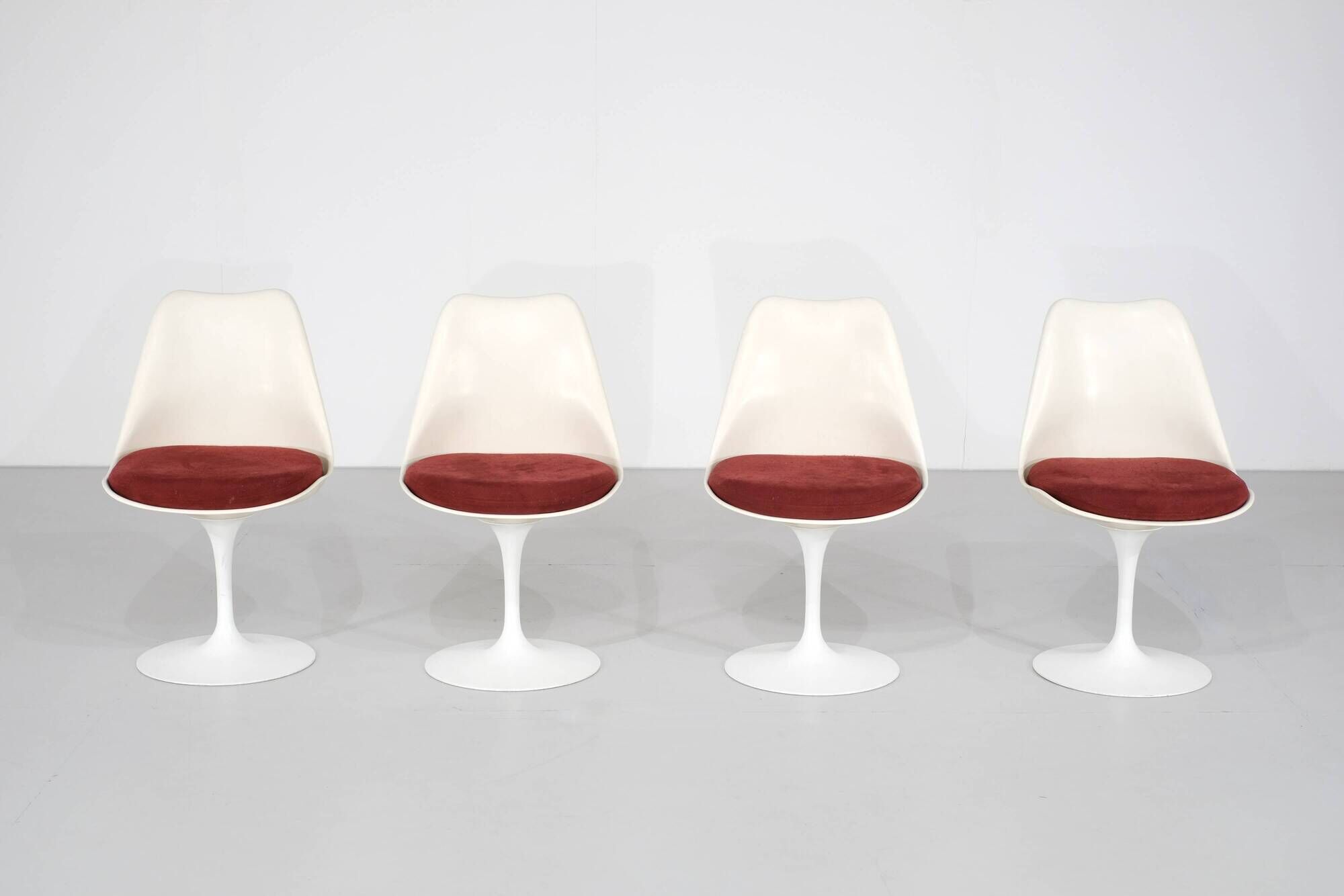 4 chaises"tulipe" par Eero Saarinen pour Knoll International, 1960