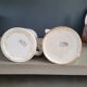 Paire de pichets en porcelaine de Digoin
