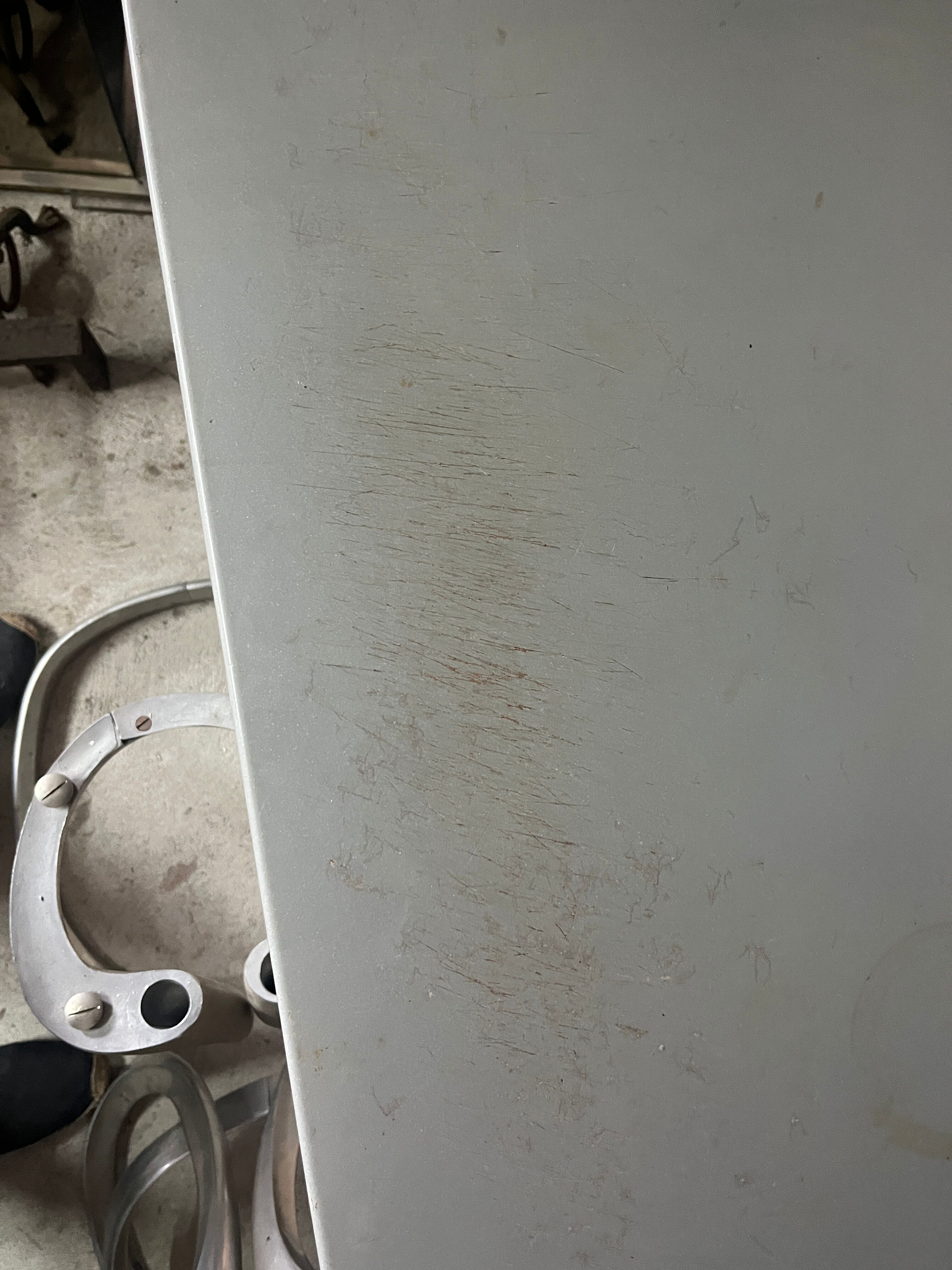 Grand 'Less' grey powder-coated aluminium dining table by Jean Nouvel for Tecno, minimalist 1990s