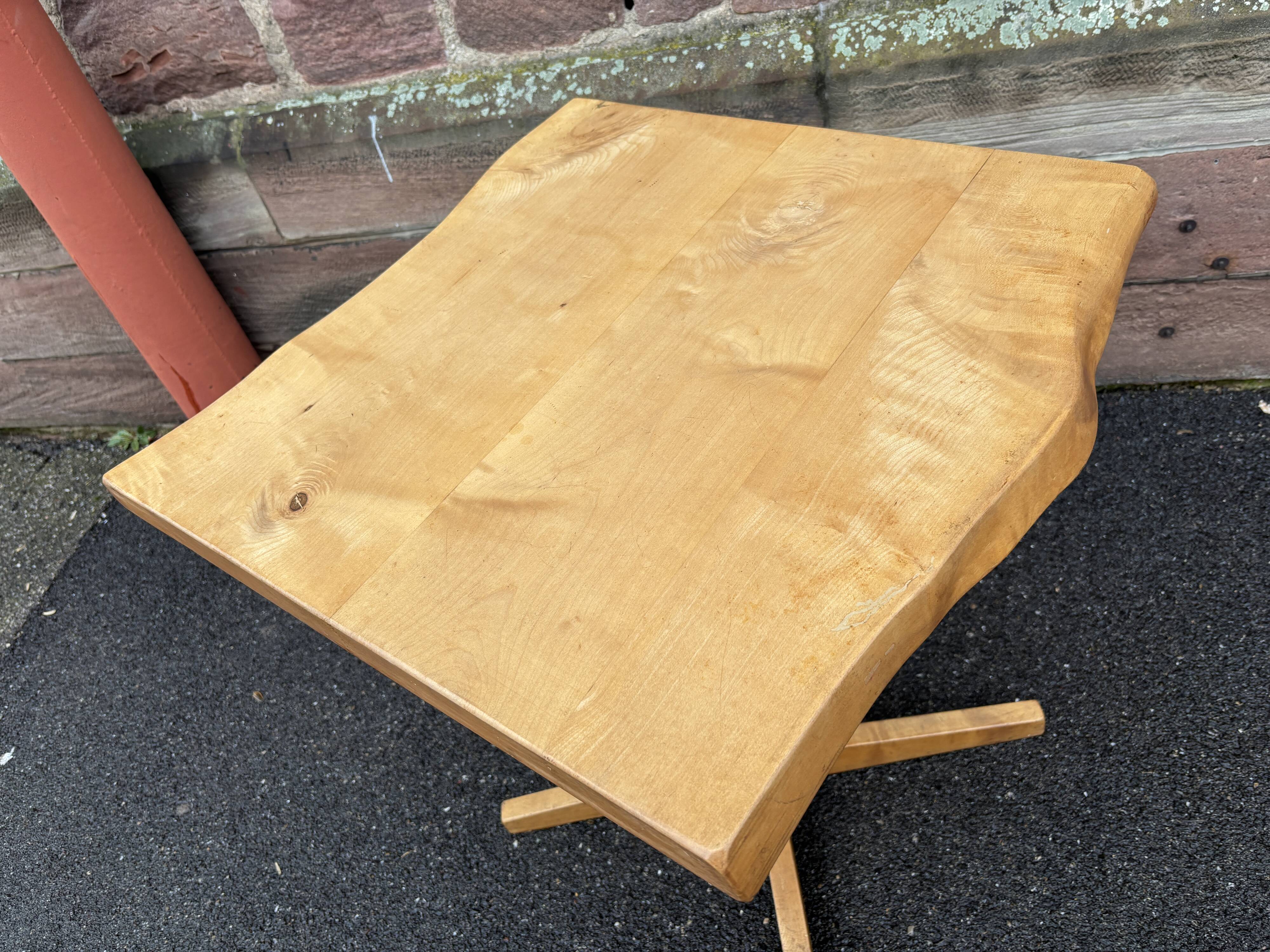 Table Bistrot en Orme vintage