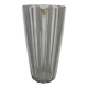 Vase avec 12 nervures verticales en verre dépoli, Verrerie de Fains, années 1950