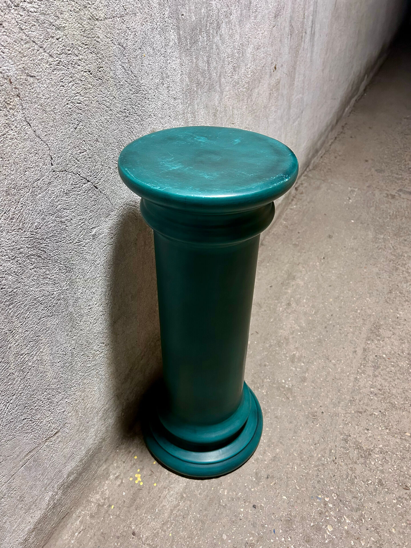 Decorative plaster column