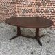 Table de repas ovale design scandinave