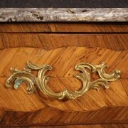 Elegant Louis XV chest of drawers from the 18th century