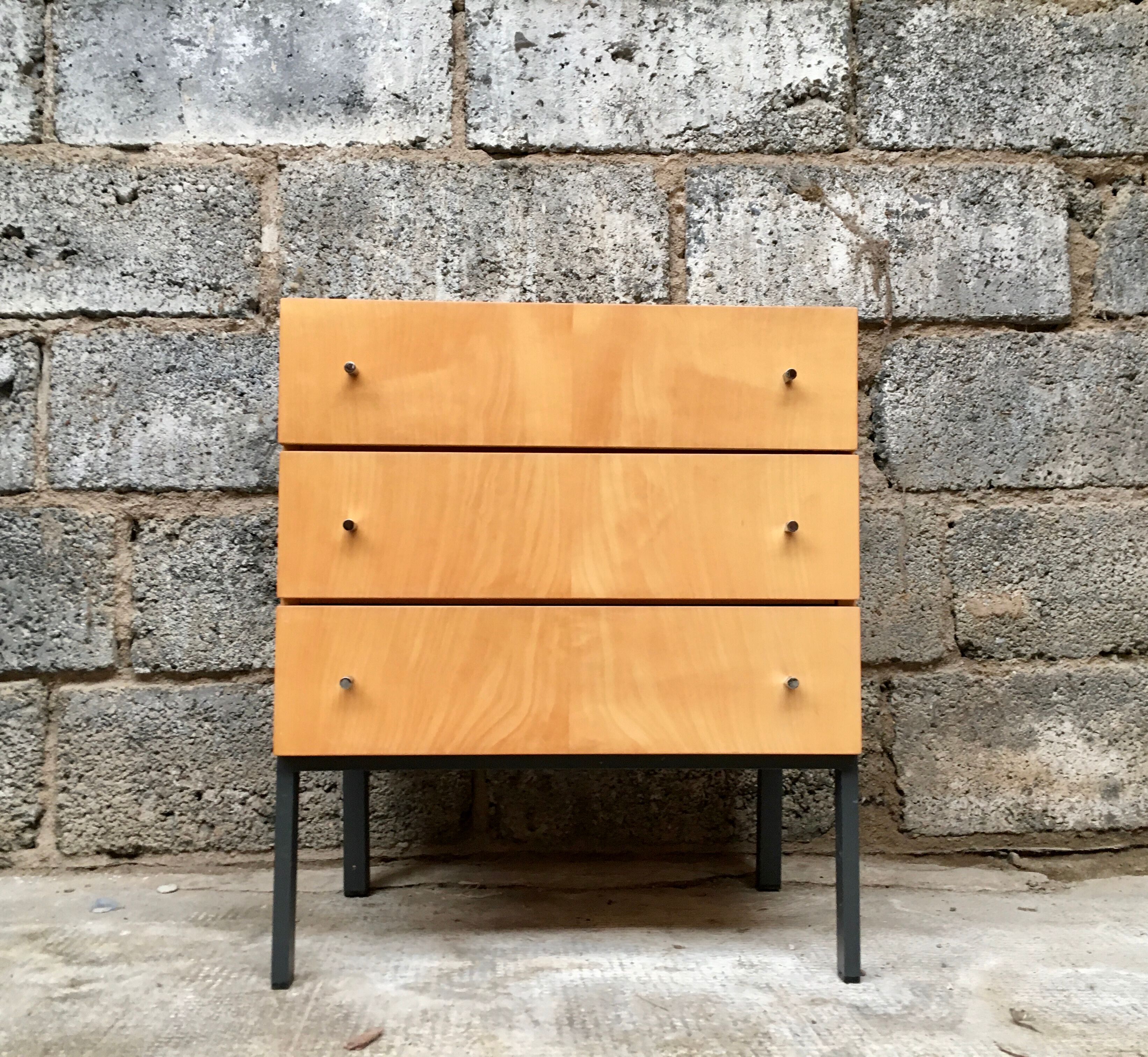 Commodity vintage light wood feet metal 1950 1960