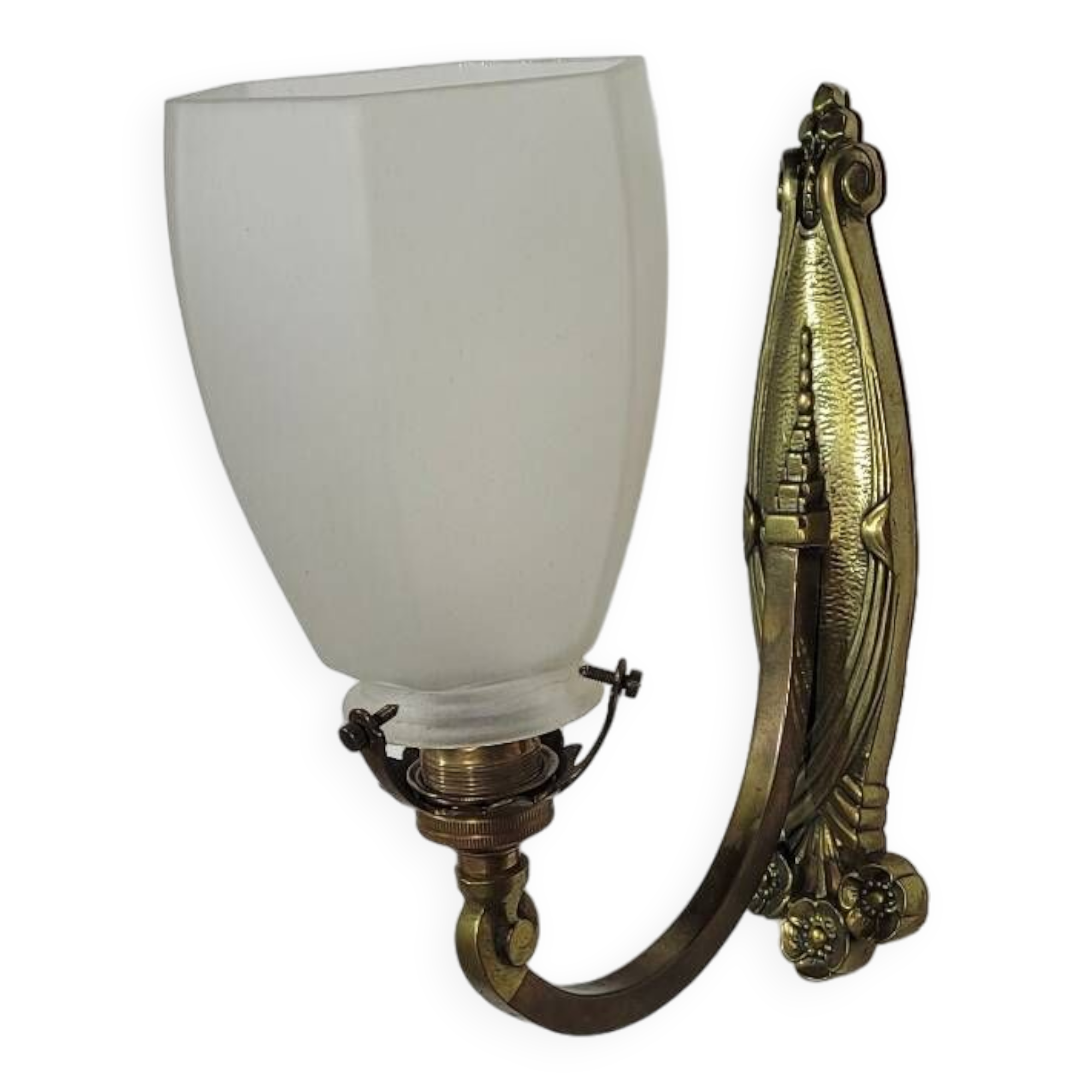 Vintage wall lamp in brass and frosted glass 1950s