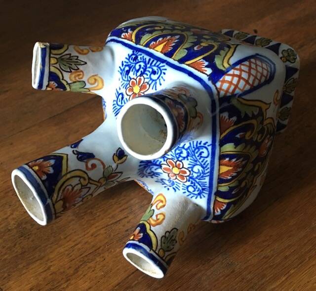 Flower picker, flower girl from DESVRES