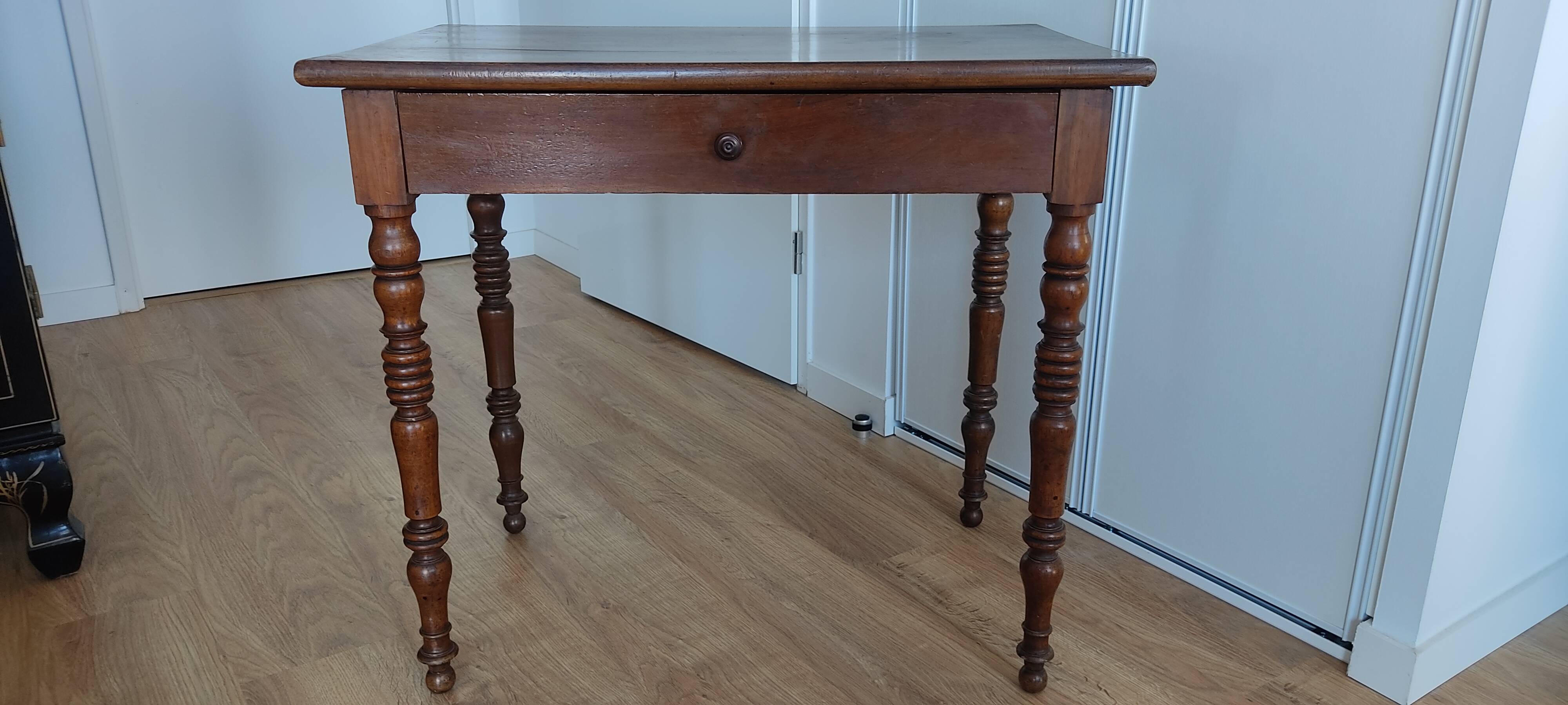 Bureau en bois