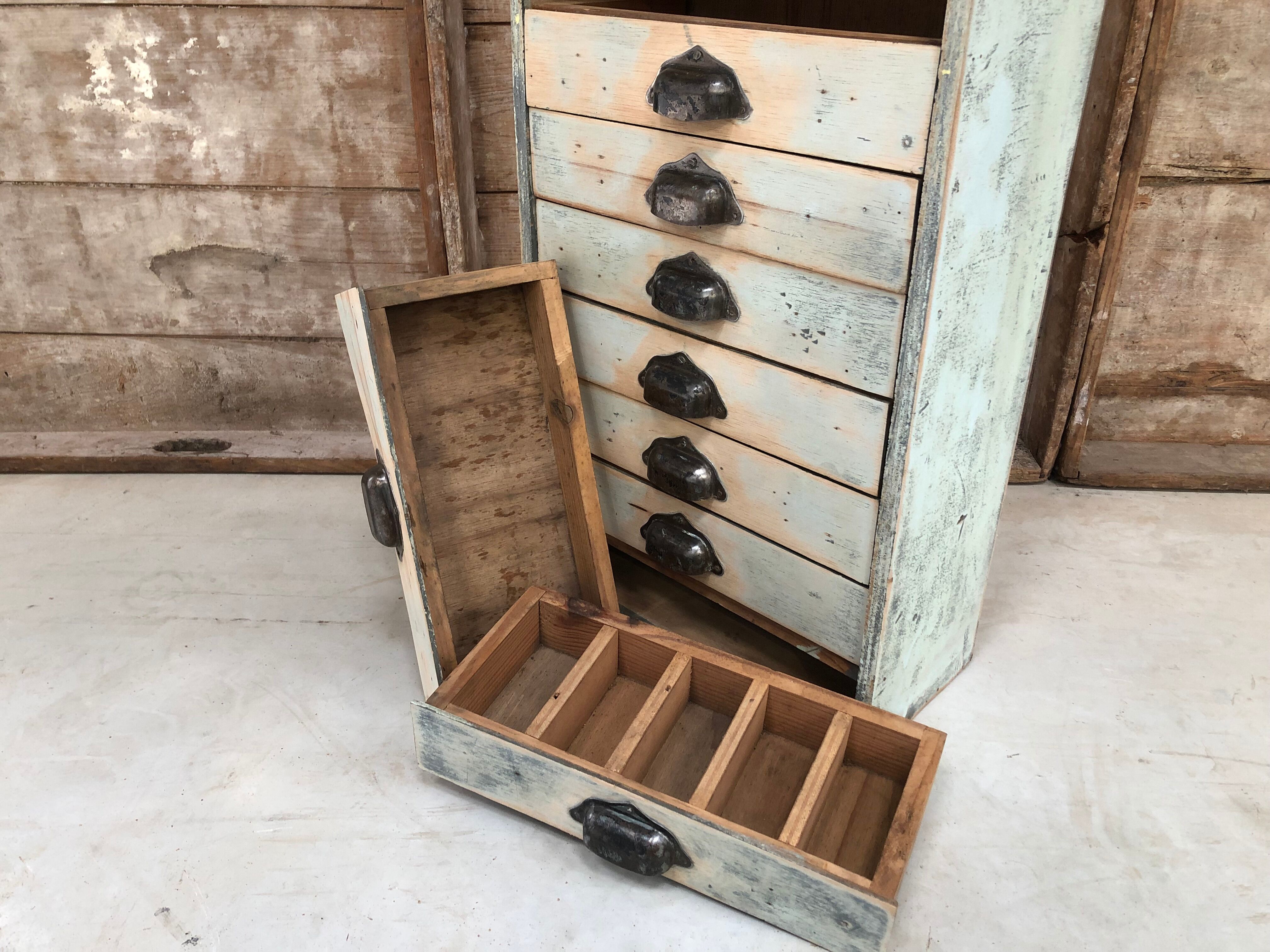 Cabinet with drawers