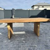 Dining room table