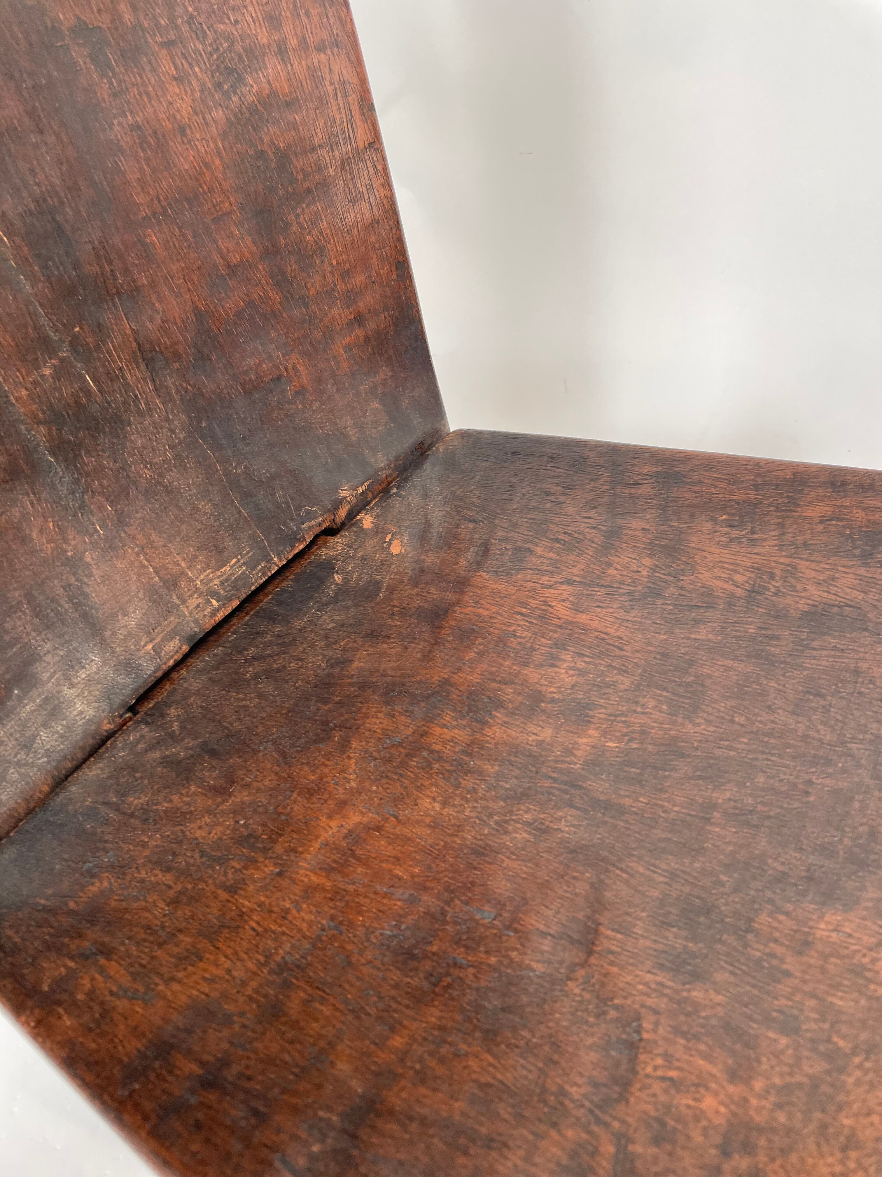 Conception de chaises de naissance africaine du milieu du siècle